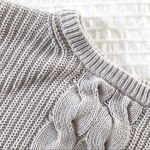 H&M | Drop Shoulder Sweater - Picture 3 of 6